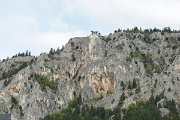 Hohe Wand je dlouhé vápencové skalní bradlo, kde jsou cesty i přes 200 m dlouhé. Je zde také množství ferrat a oblast je také velmi oblíbená u paraglidistů. V centrální části se nachází vyhlídková plošina &#34;Sky walk&#34; postavená do prostoru nad nejeexponovanější částí stěny. : fenek, hohe wand, lezení, miguel, rakousko